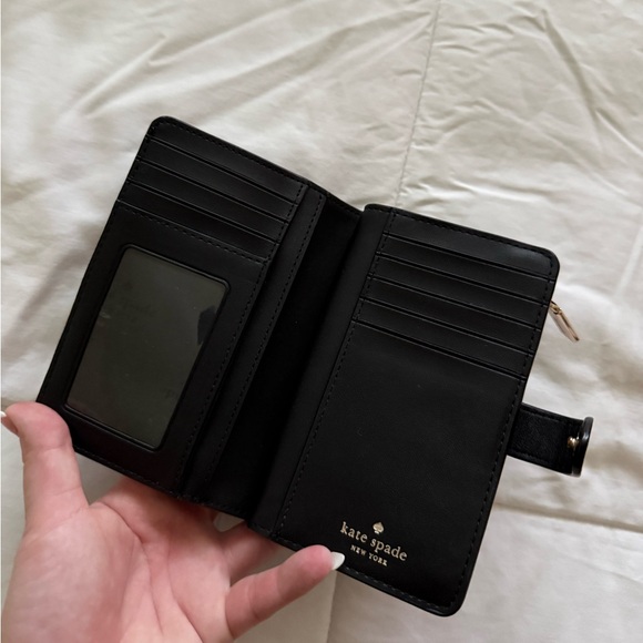 Kate Spade Wallet - Picture 3 of 4
